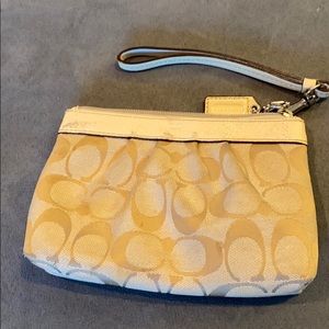 Coach clutch / wristlet
